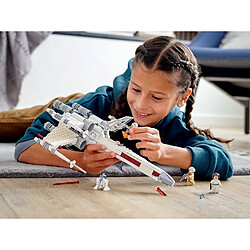 LEGO Star Wars 75301 X-Wing Fighter pas cher