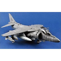 Hobby boss maquette AV-8B Harrier II - 1/18