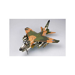 Trumpeter maquette avion A-7D Corsair II - 1/32