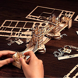 Avis Robotime maquette Tower Bridge en bois
