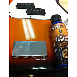 MusicNomad MN101 Polish Guitar