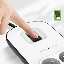 Avis Belkin BSV804CA2M - 8 prises + 2 USB