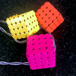 Avis TOTALCADEAU Guirlande LED Cubes Romantique