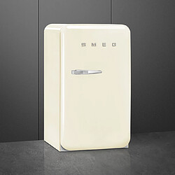 Avis Smeg FAB10RCR6 - Crème