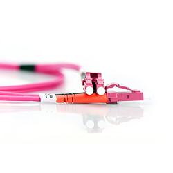 Avis Digitus Câble optique OM4 - Violet