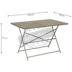 Table de jardin