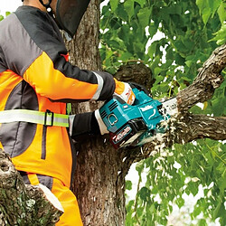Makita UC003GM102