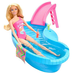 Barbie Coffret poupée avec piscine de rêve