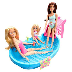 Barbie Coffret poupée avec piscine de rêve