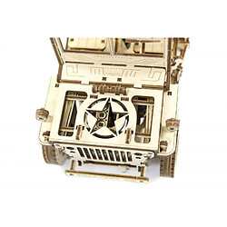 Maquette voiture 4x4 en bois - Échelle 1/28