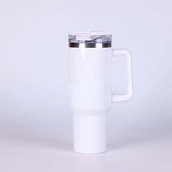 Tasse de paille de voiture