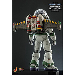 Hot toys figurine Buzz Lightyear 1/6 Deluxe pas cher