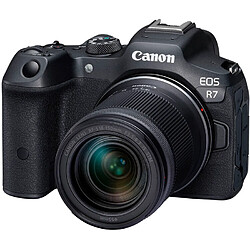 Canon EOS R7 + RF-S 18-150mm