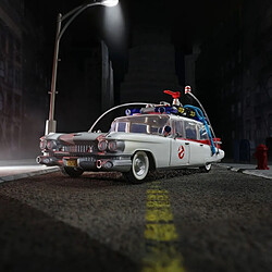 Hasbro véhicule Ecto-1 Ghostbusters
