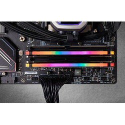 Corsair Vengeance RGB PRO - 2 x 8 Go - DDR4 3200 MHz CAS 16 - Noir pas cher