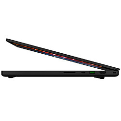 Razer Blade 17 - RZ09-0406AFA3-R3F1  pas cher