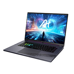 Avis AORUS 16X 9KG - 9KG-43FRC54SH - Midnight Gray  + AORUS M3 - RGB + AORUS AMP900 + Sac à dos - 20MB1-GVM701-1E - Noir