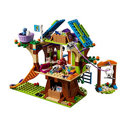 Acheter LEGO® Friends - La cabane dans les arbres de Mia - 41335