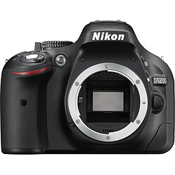 Nikon Pack D5200 + 18-105 VR Ecran LCD 7,5 cm HD + Boitier + 2 objectifs