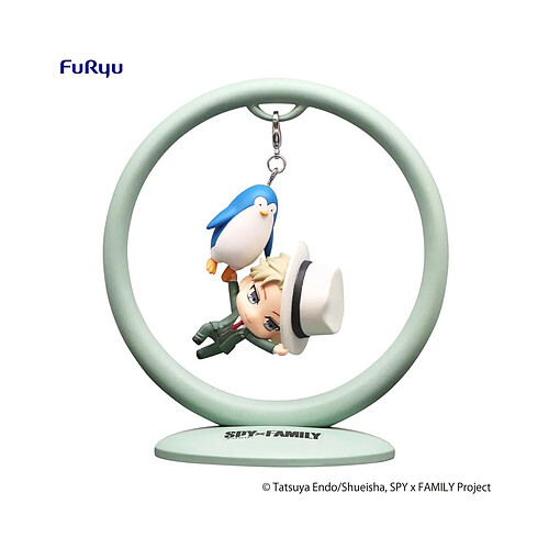 Furyu Spy x Family - Statuette Trapeze Figure Loid 12 cm