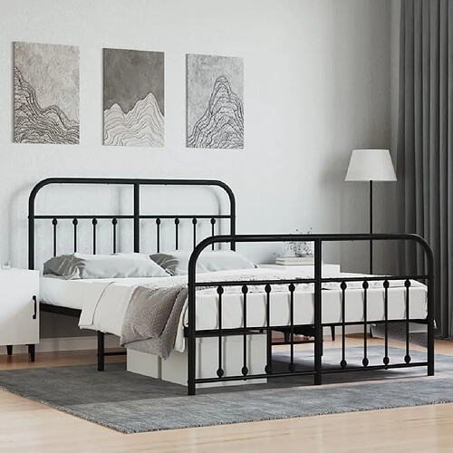 Maison Chic Lit adulte - Lit simple Cadre de lit métal avec tête de lit/pied de lit,Structure du lit Contemporain pour chambre noir 135x190 cm -MN40408