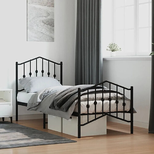 Maison Chic Lit adulte - Cadre de lit métal avec tête de lit/pied de lit,Structure du lit Contemporain pour chambre noir 75x190 cm -MN88359