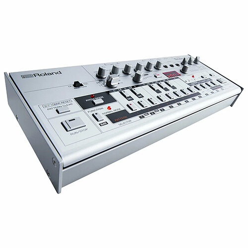 TB-03 ROLAND BOUTIQUE Roland