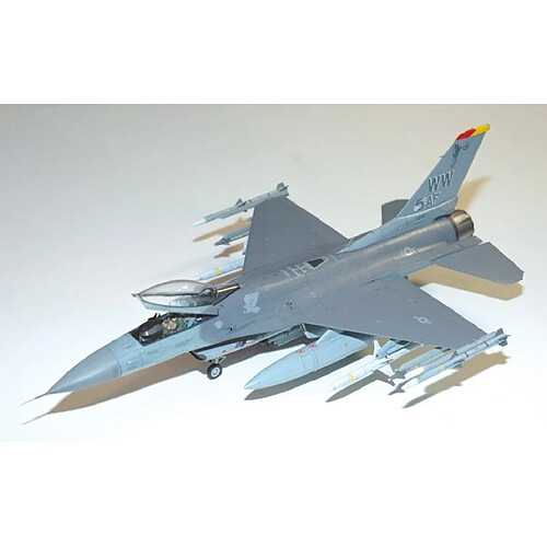 F-16CJ Fighting Falcon Tamiya 1/48