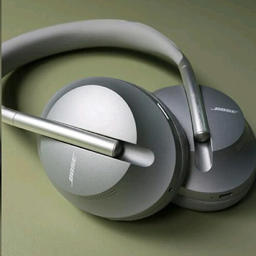 Bose Casque Noise Cancelling Headphones 700 Silver · Occasion