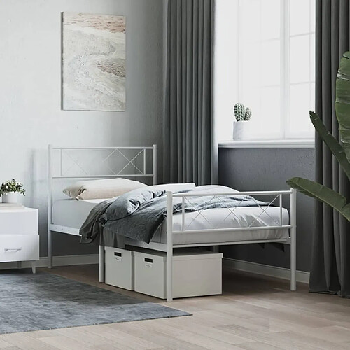 Maison Chic Lit adulte - Lit simple Cadre de lit métal avec tête de lit/pied de lit,Structure du lit Contemporain pour chambre blanc 100x190cm -MN49963