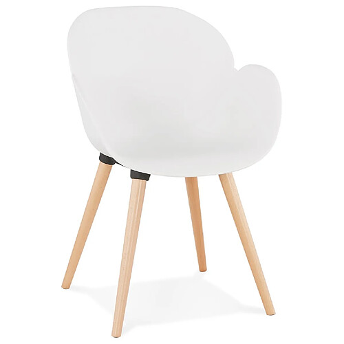 Alterego Chaise design scandinave 'PICATA' blanche avec pieds en bois