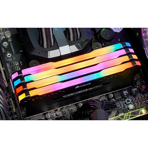 Corsair Vengeance RGB PRO Series 32 Go (4x 8 Go) DDR4 3600 MHz CL18