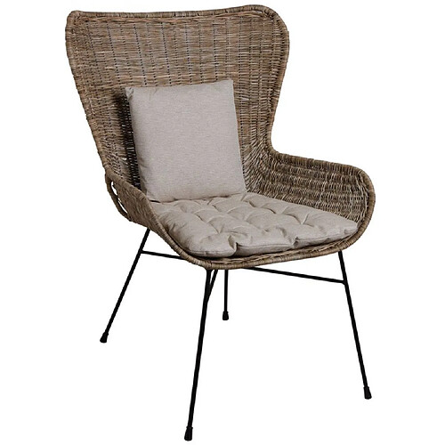 Aubry Gaspard Fauteuil en rotin avec coussin.