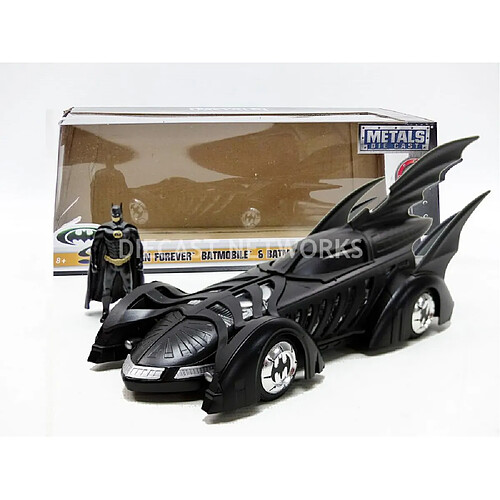 JADA TOYS - 1/24 - BATMOBILE BATMAN FOREVER - AVEC FIGURINE - 253215003 - 98036BK