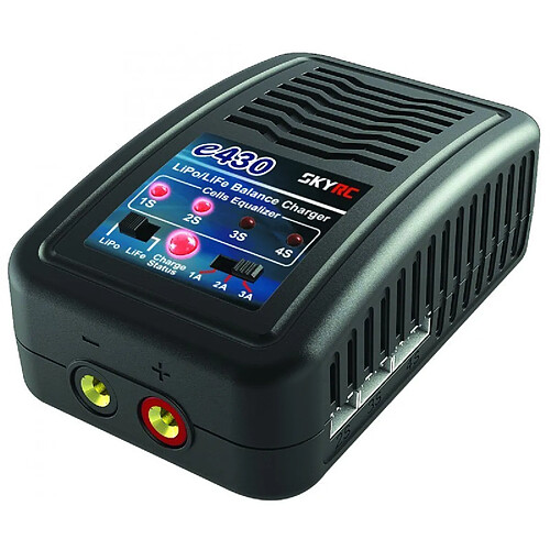 Sky Rc Chargeur e430 AC (LiPo & LiFe 2-4S up to 3A- 30w) SkyRC