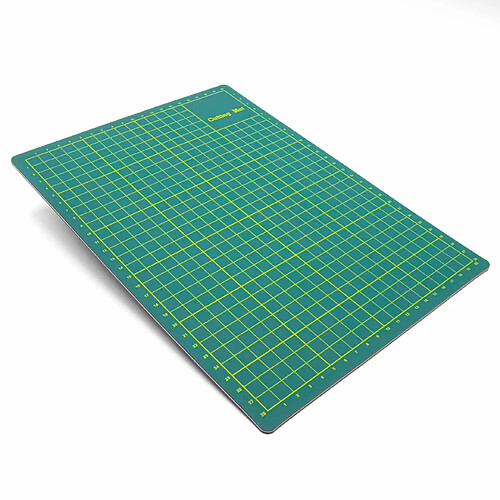 vhbw tapis de découpe, planche de découpe A4, vert, avec quadrillage pour coudre, bricoler, faire du patchwork