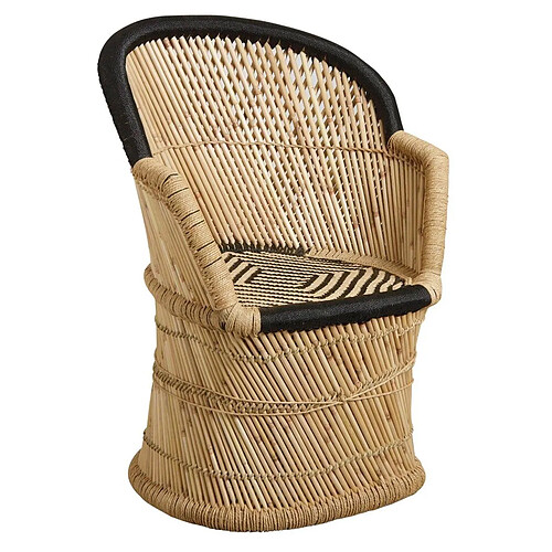 Aubry Gaspard Fauteuil en roseau bicolore.