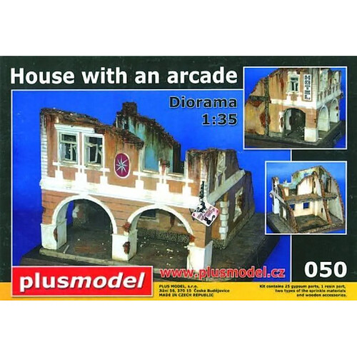 Haus mit Passage WW II - 1:35e - Plus model