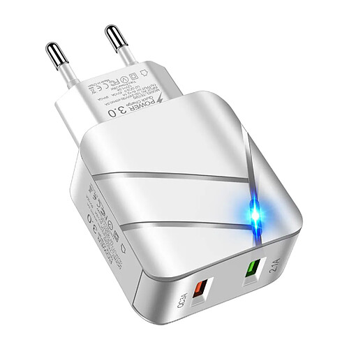 Tête De Charge USB à Charge Rapide Pour Bureau De Bureau D'iPhone à La Maison De Bureau De Tablette Fonctionnant En Blanc