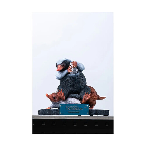 MUCKLE MANNEQUINS Les Animaux fantastiques - Statue Life-Size 1/1 Niffler 2 22 cm