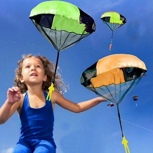 Wewoo Jeux d'éveil extérieur pour Enfants Couleur Aléatoire Jeter à la main Mini Jouer Parachute Parachutiste de Plein Air Jouets Éducatifs avec Figure Soldat