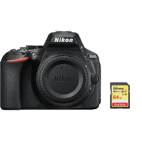 NIKON D5600 Body + 64GB SD card