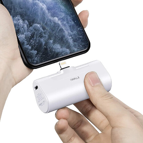 Chrono iWALK Mini Chargeur Portable 4500mAh, Power Bank Ultra Compacte, Batterie Externe Compacte et Mignonne Compatible avec iPhone 12/12 Mini/12 Pro Max/11 Pro/XS Max/XR/X/8/7/7/Plus,(blanc)