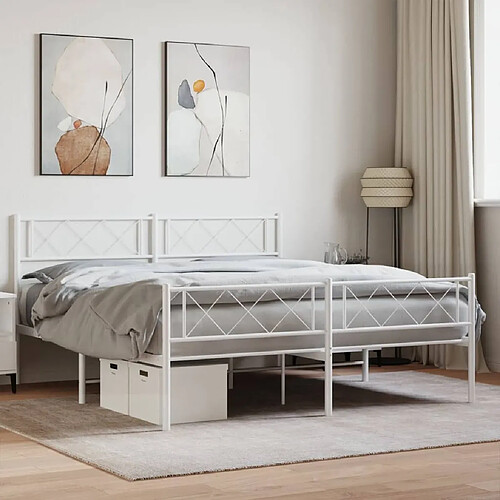 Maison Chic Lit adulte - Lit simple Cadre de lit métal avec tête de lit/pied de lit,Structure du lit Contemporain pour chambre blanc 140x190cm -MN73386