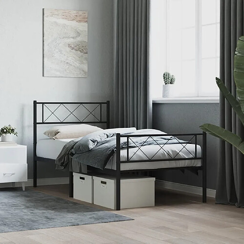 Maison Chic Lit adulte - Lit simple Cadre de lit métal avec tête de lit/pied de lit,Structure du lit Contemporain pour chambre noir 90x190 cm -MN82024