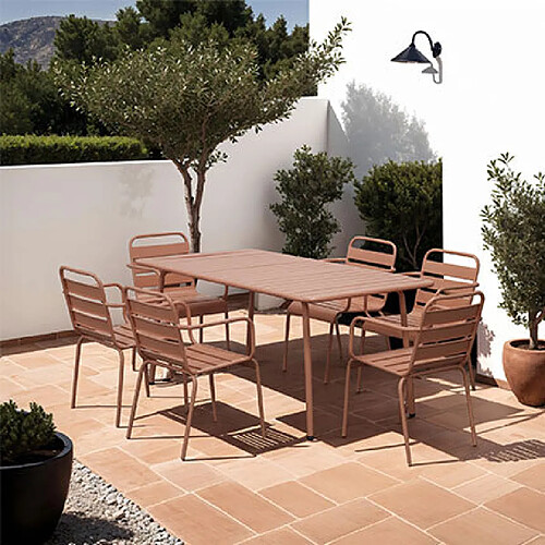 Mes Ensemble table de jardin + 6 fauteuils en métal terracotta - BACA