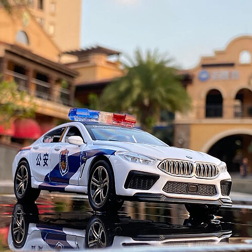 Universal 1: 32 Voiture jouet BMW M8 Voiture jouet en alliage Voiture jouet moulé sous pression Modèle de voiture Modèle de simulation à l'échelle miniature Voiture jouet Jouet pour enfants(blanche)