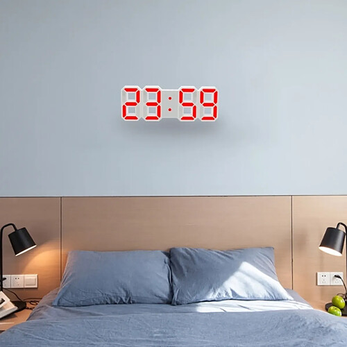 Wewoo Horloge murale rouge pour la maison, cuisine, bureau, DC 5V Réveil mural multifonctions 3D LED avec fonction Snooze, affichage 12/24 heures