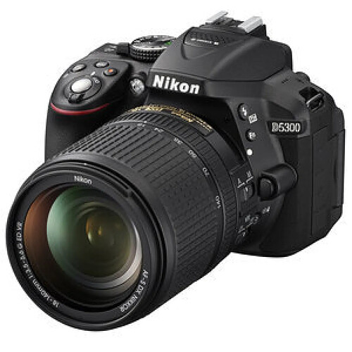 Appareil photo Réflex Numérique NIKON D5300 24.2 MP - Ecran 3.2' - Vidéo Full HD - Wi-Fi + Objectif AF-S DX NIKKOR 18-140MM F/3.5-5.6G ED VR