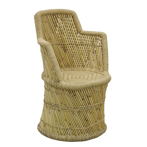 Aubry Gaspard Fauteuil en roseau naturel.